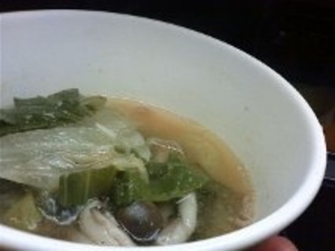 白菜と青梗菜の中華スープ